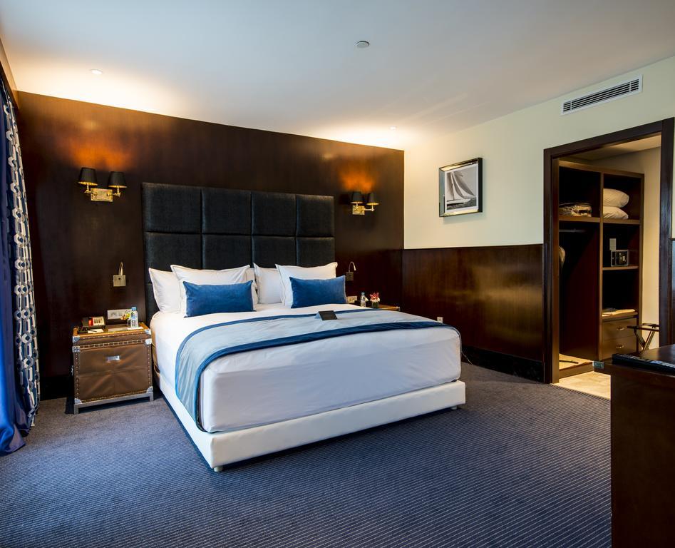 Collection Suite