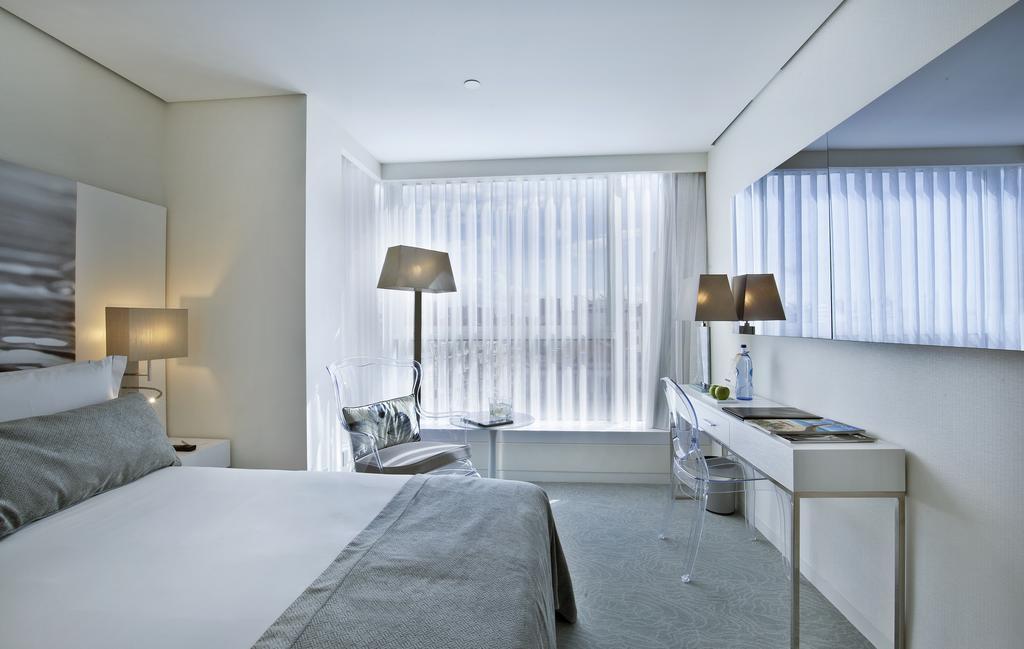 Quarto Deluxe com Cama de Casal ou 2 de Solteiro e Vista da Cidade