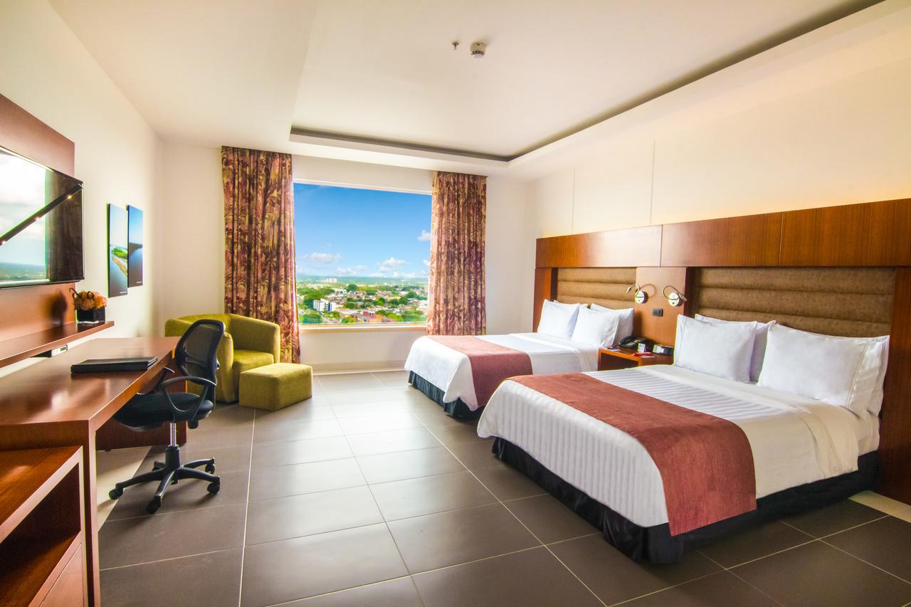 Habitación Cuádruple Estándar (2 adultos + 2 niños)