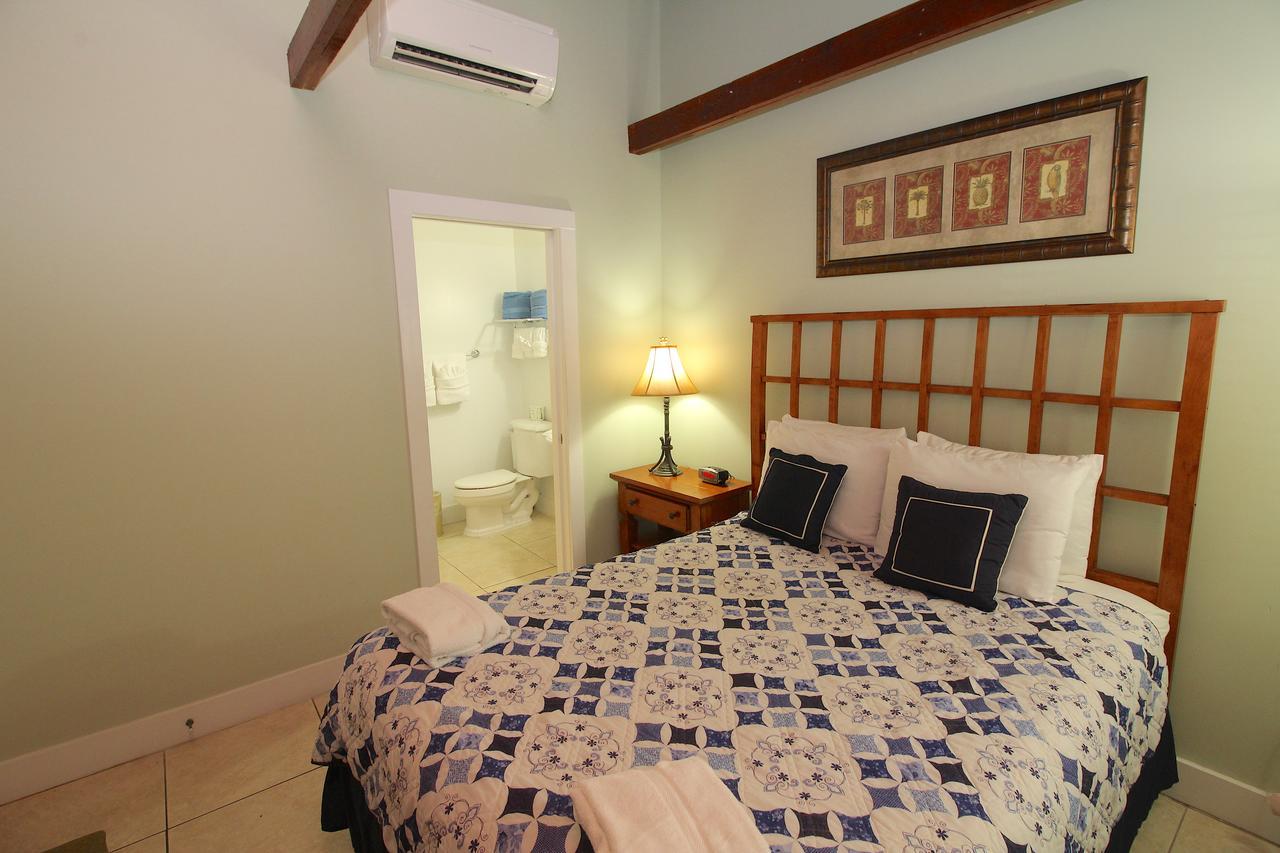 One-Bedroom Apartment,508924464:JPEG