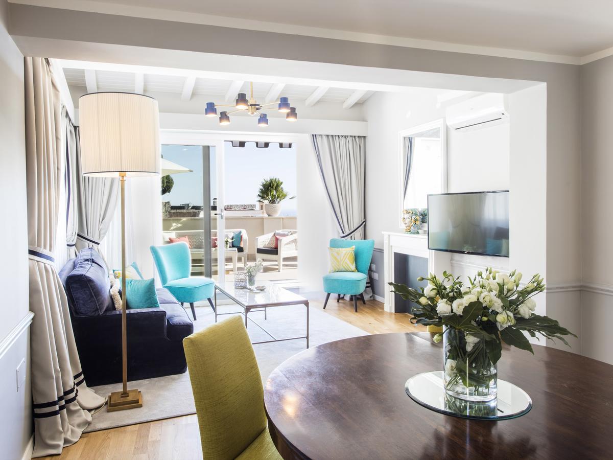 One Bedroom Apartment Penthouse with Terrace and Sea View