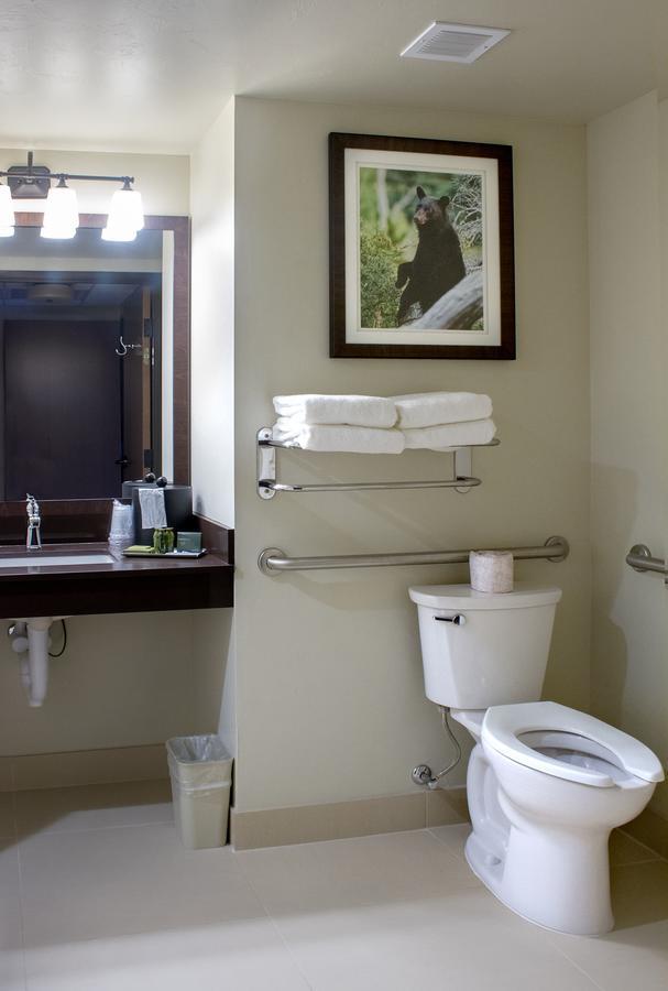 Queen Room with Two Queen Beds- Disability Access