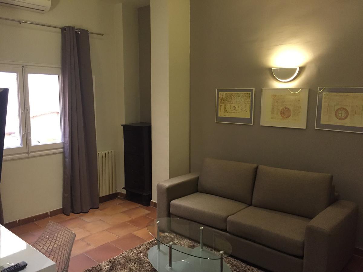 Double Room Lounge