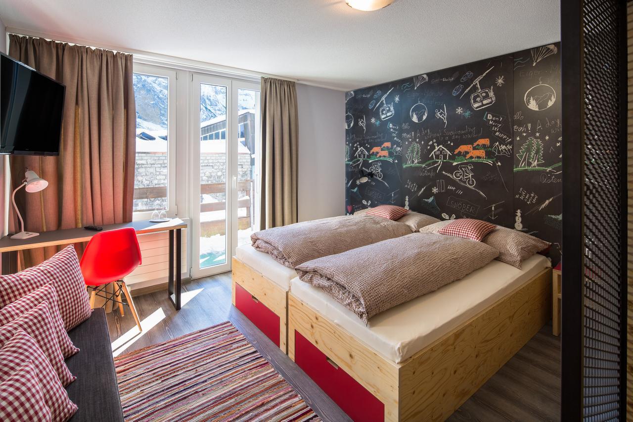 Doppelzimmer mit Bergblick und eigenem Bad