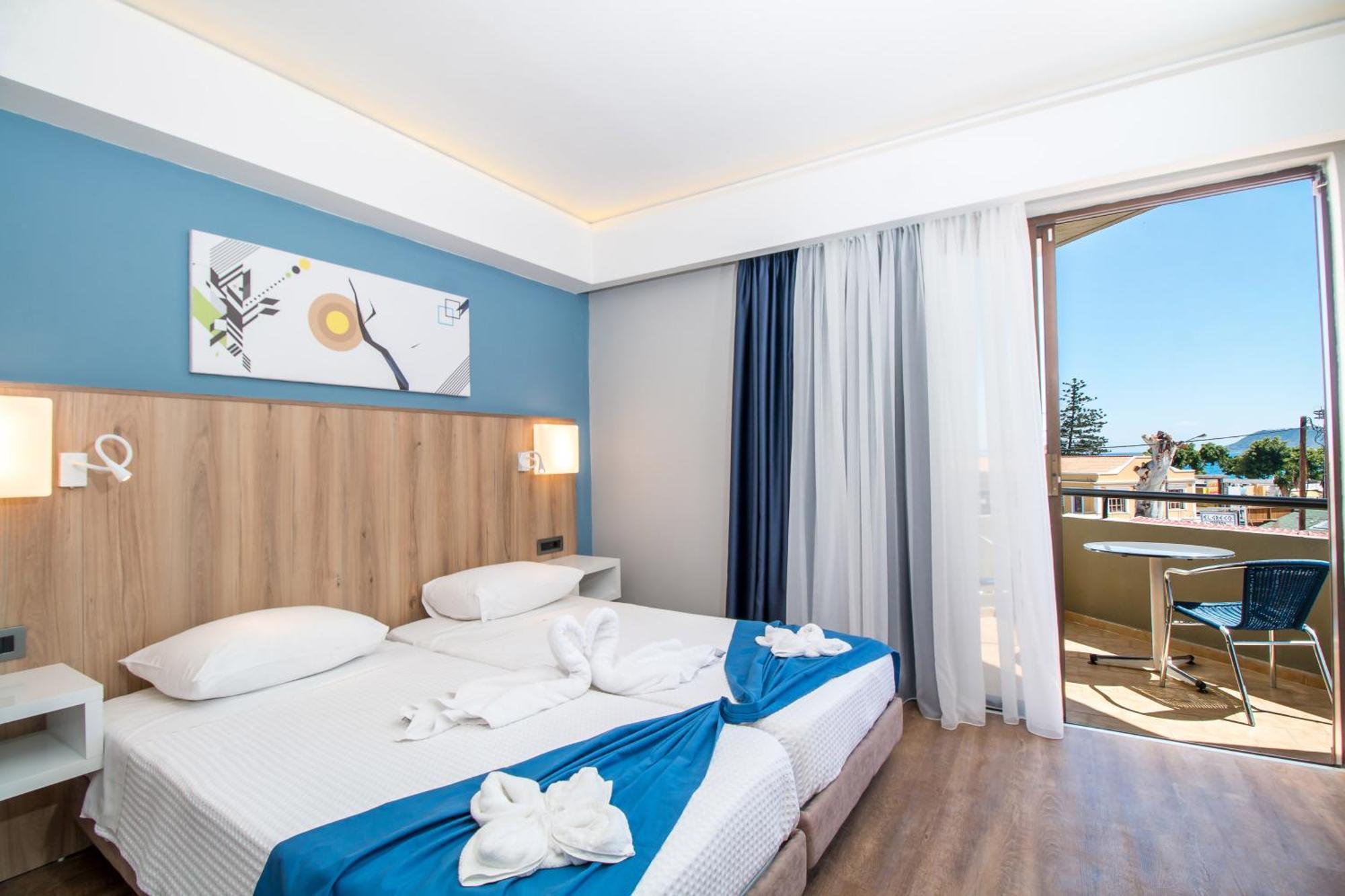 Superior Double or Twin Room,676743123:JPEG