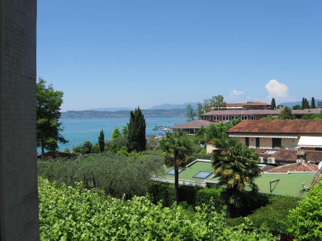 Double Room Partial Lake View