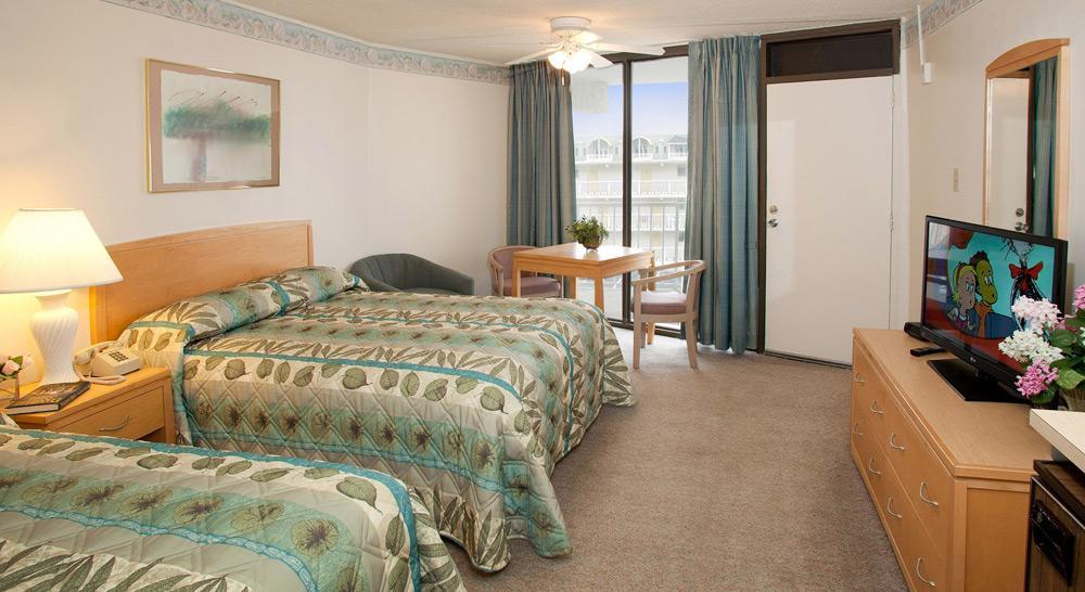 Queen Deluxe A-2 Room Poolside View