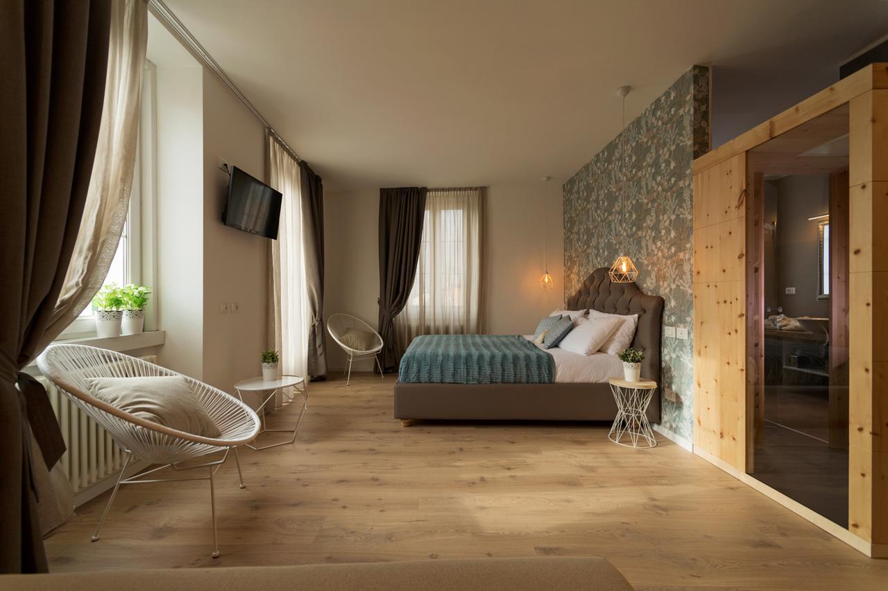 Suite with Sauna and Balcony,630129360:JPEG