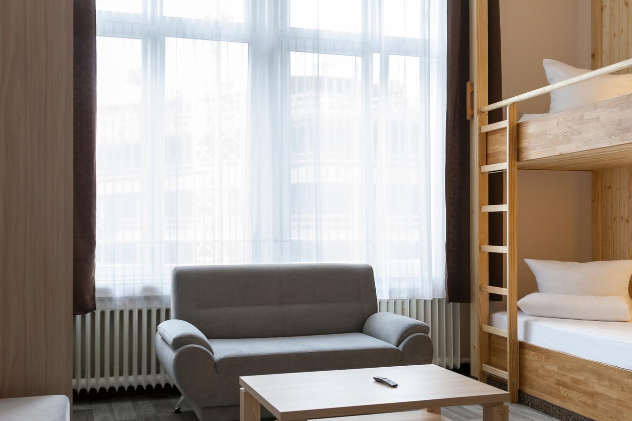 Studio Apartment (4 Adults)