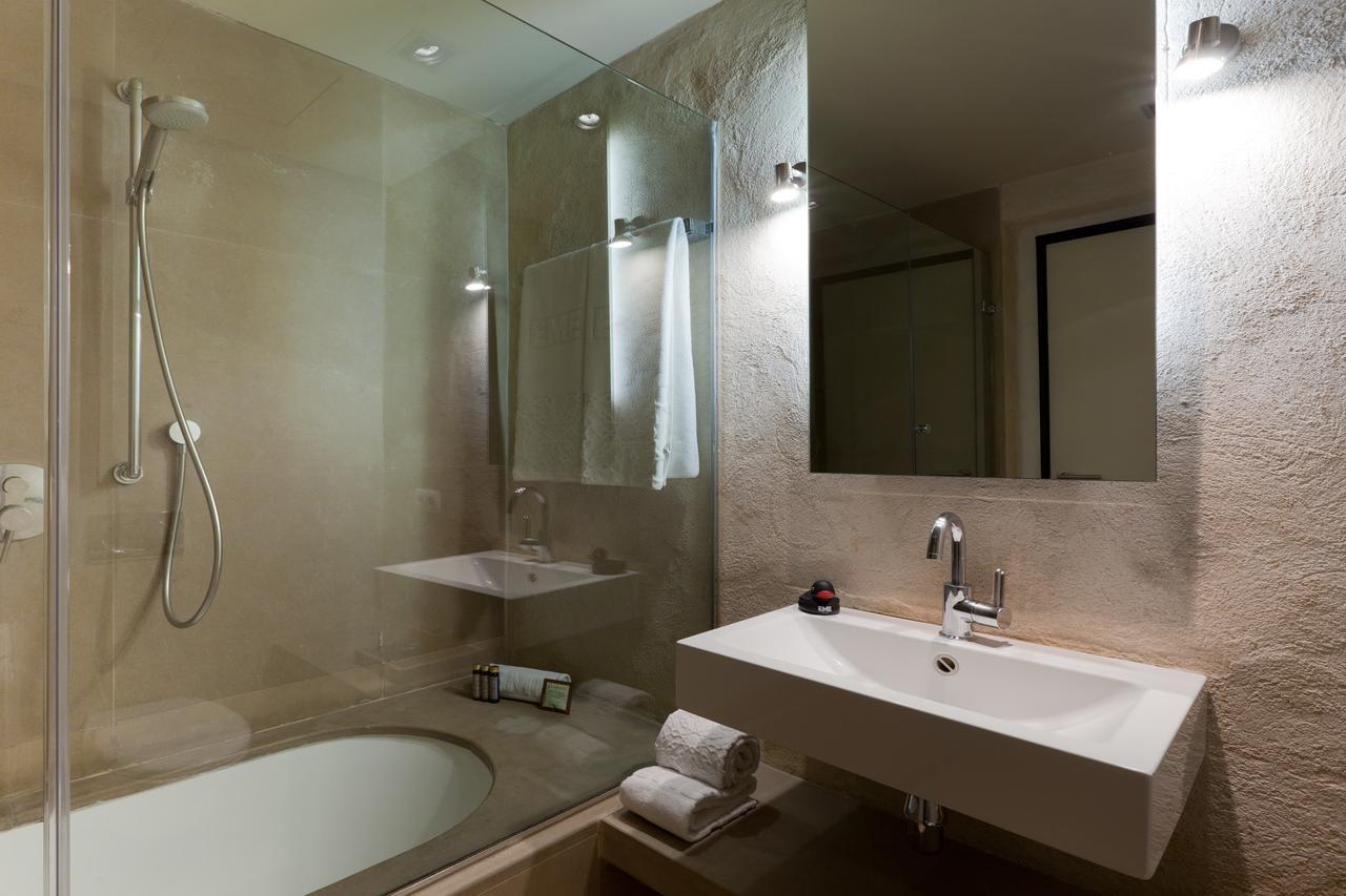 Deluxe Double Room Views