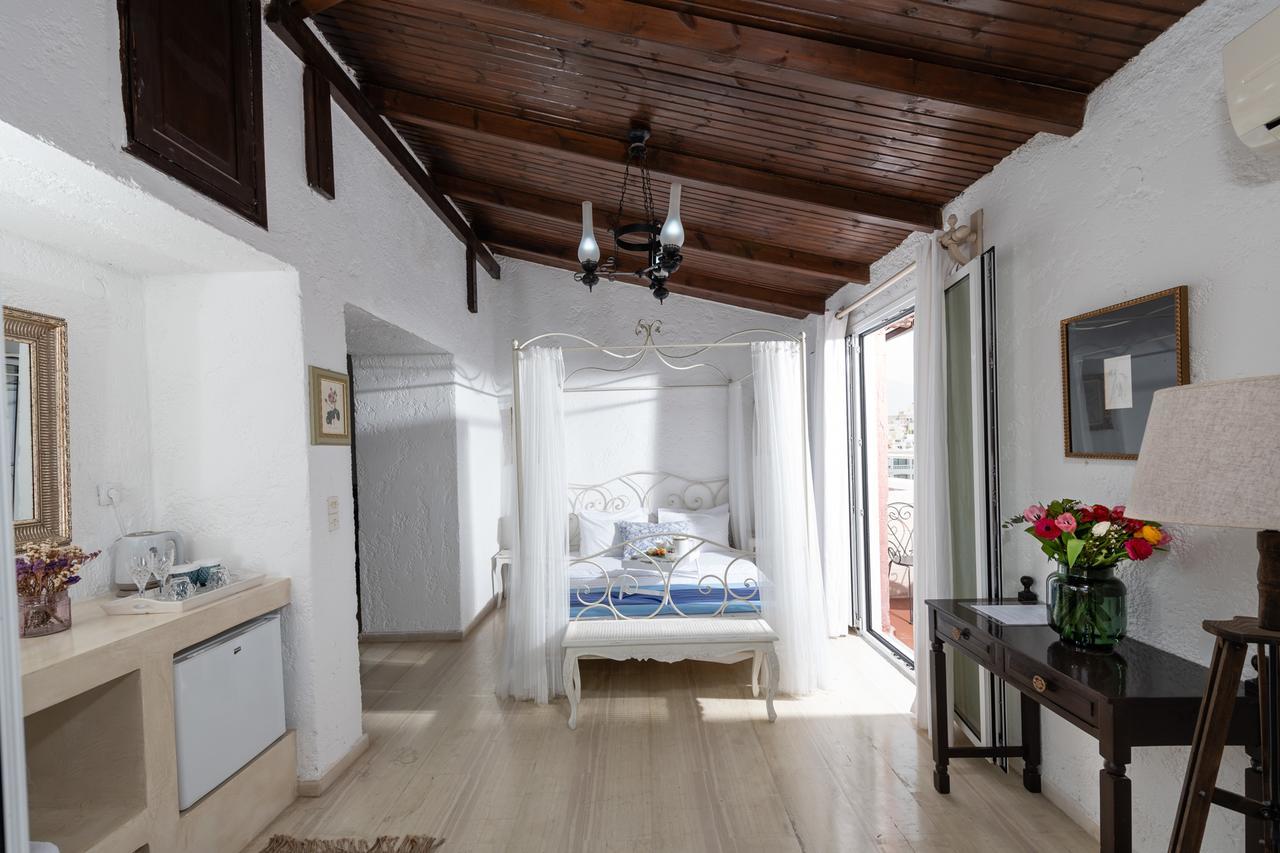 Honeymoon Suite Sea Front