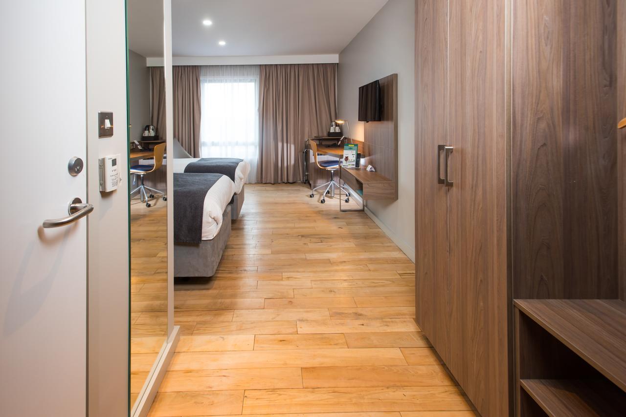 Quarto Standard com 2 Camas de Solteiro