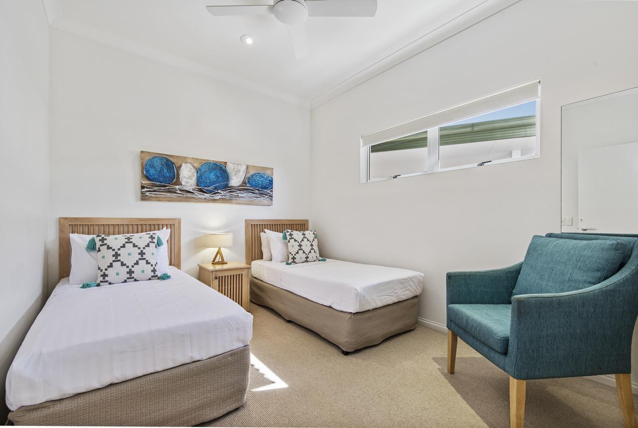 Three-Bedroom Deluxe Apartment with National Park View