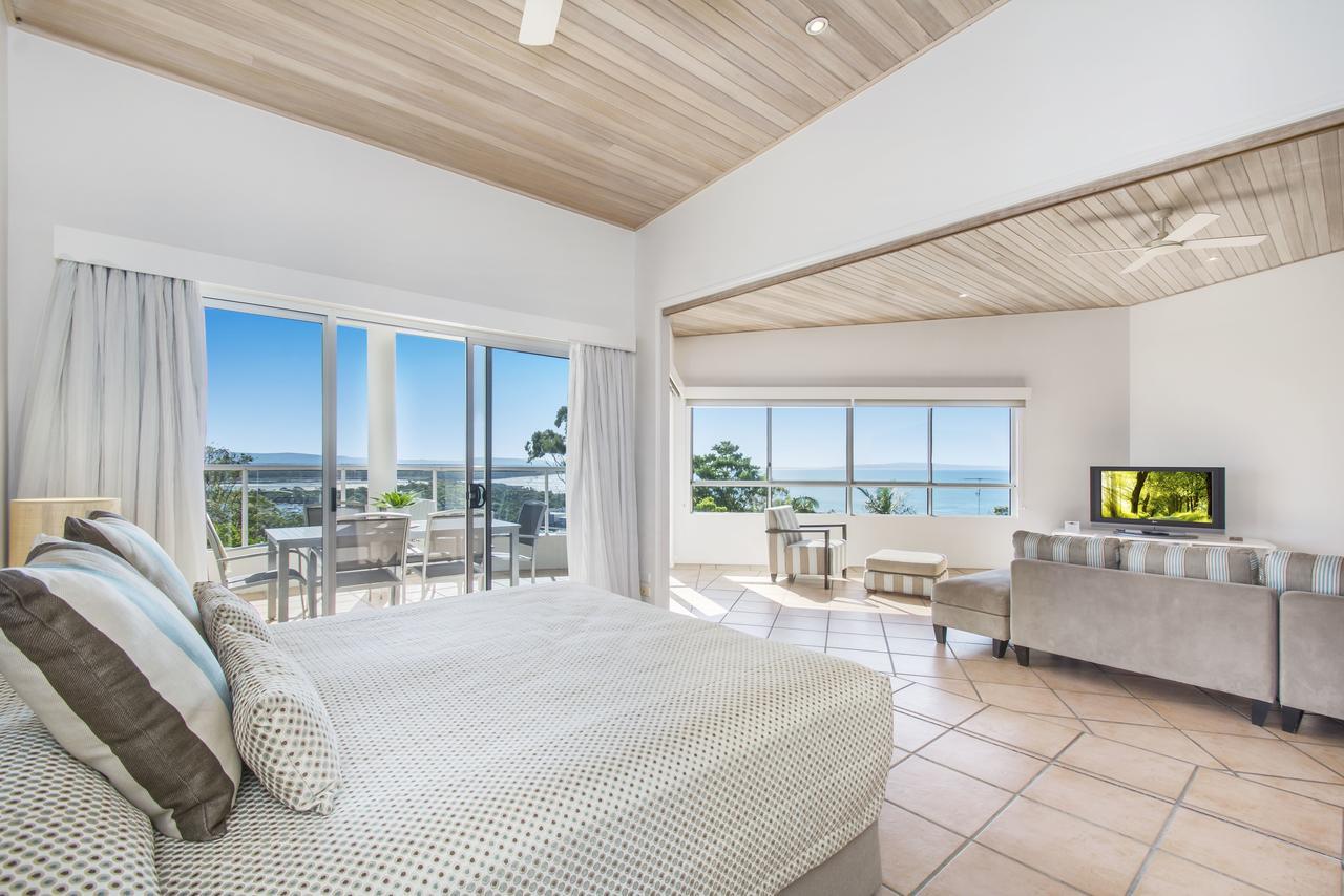 Three-Bedroom Classic Apartment Ocean View,666479118:JPEG