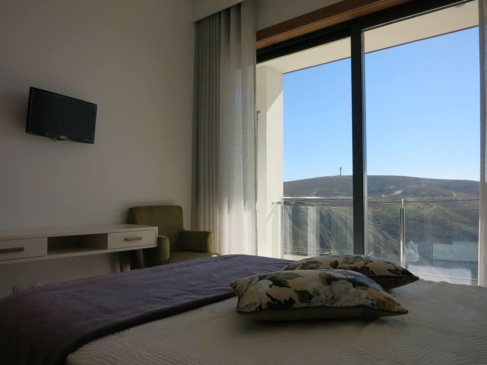 Quarto Duplo com Vista Montanha