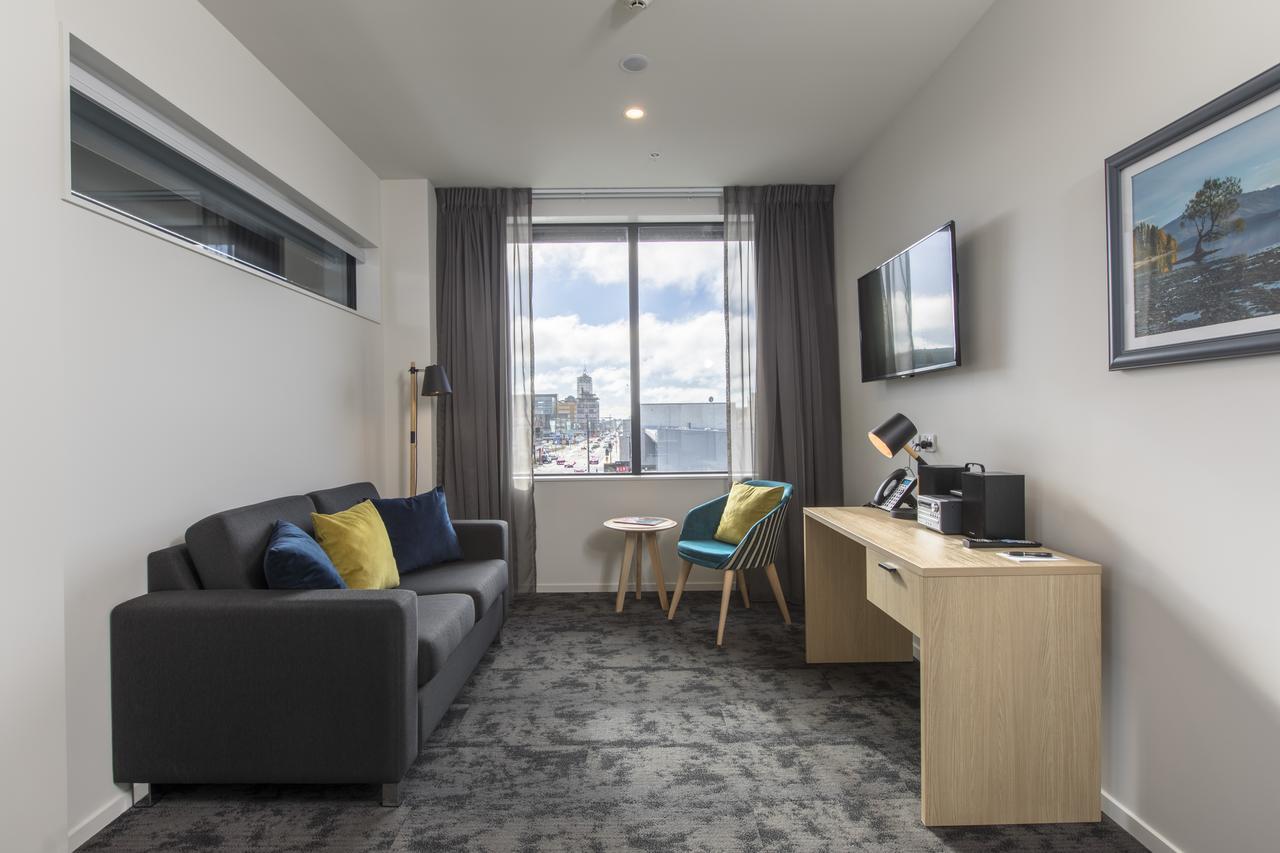 One Bedroom Apartment