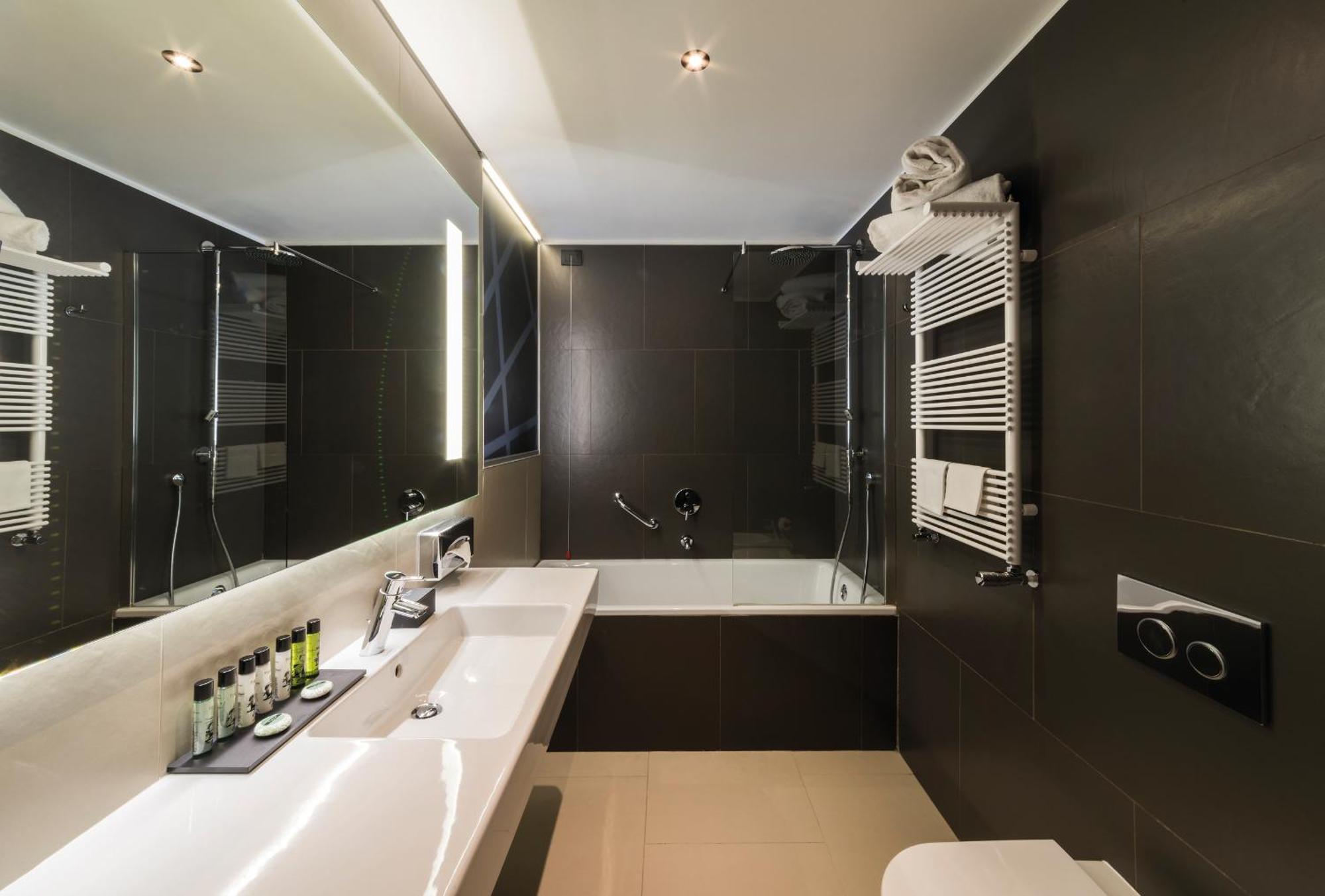 Double or Twin Room Panoramic View