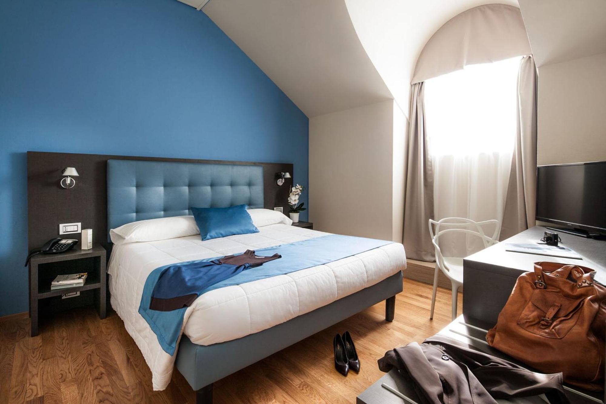 Superior Single Room