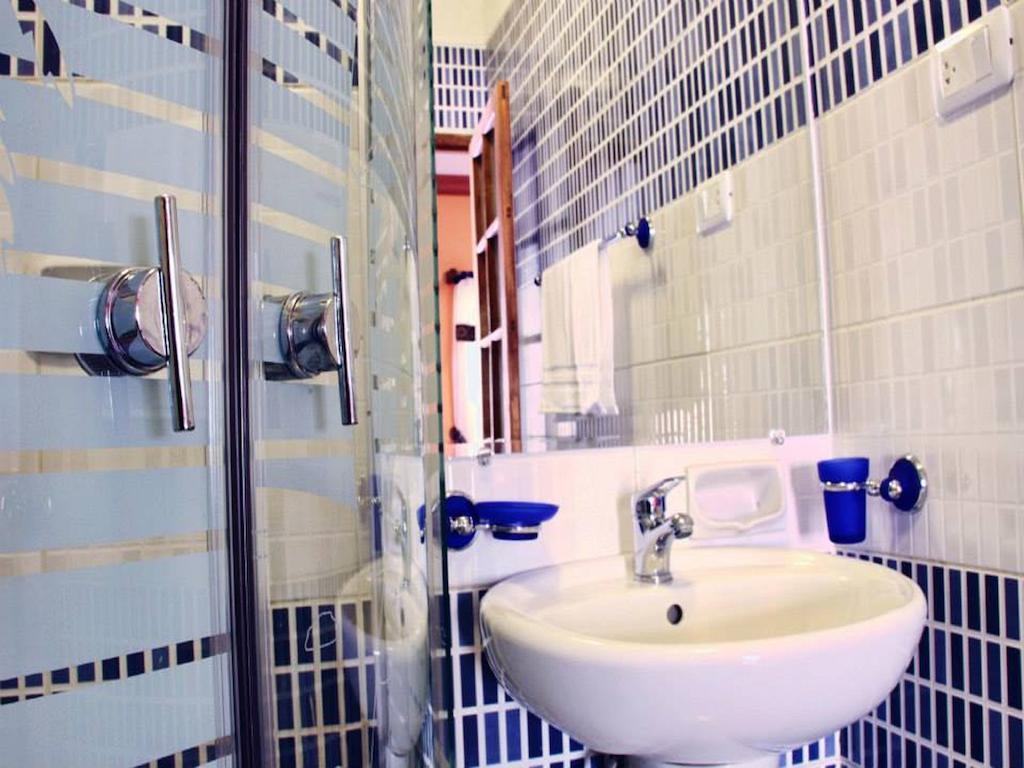 Camera Doppia con Letti Singoli