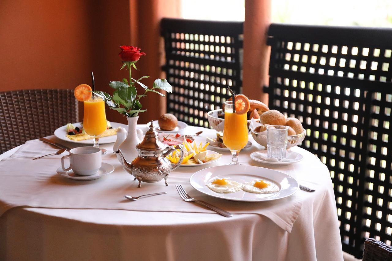 Premium Room King Size Bed Garden View,697073196:JPEG