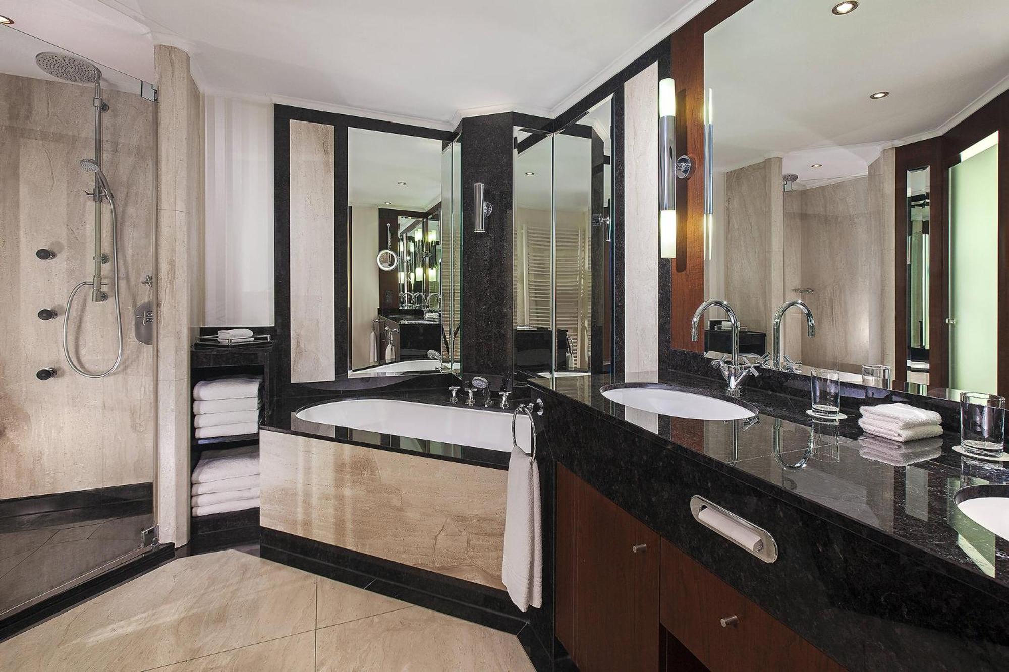 Westin Suite, 1Bedroom, 1King