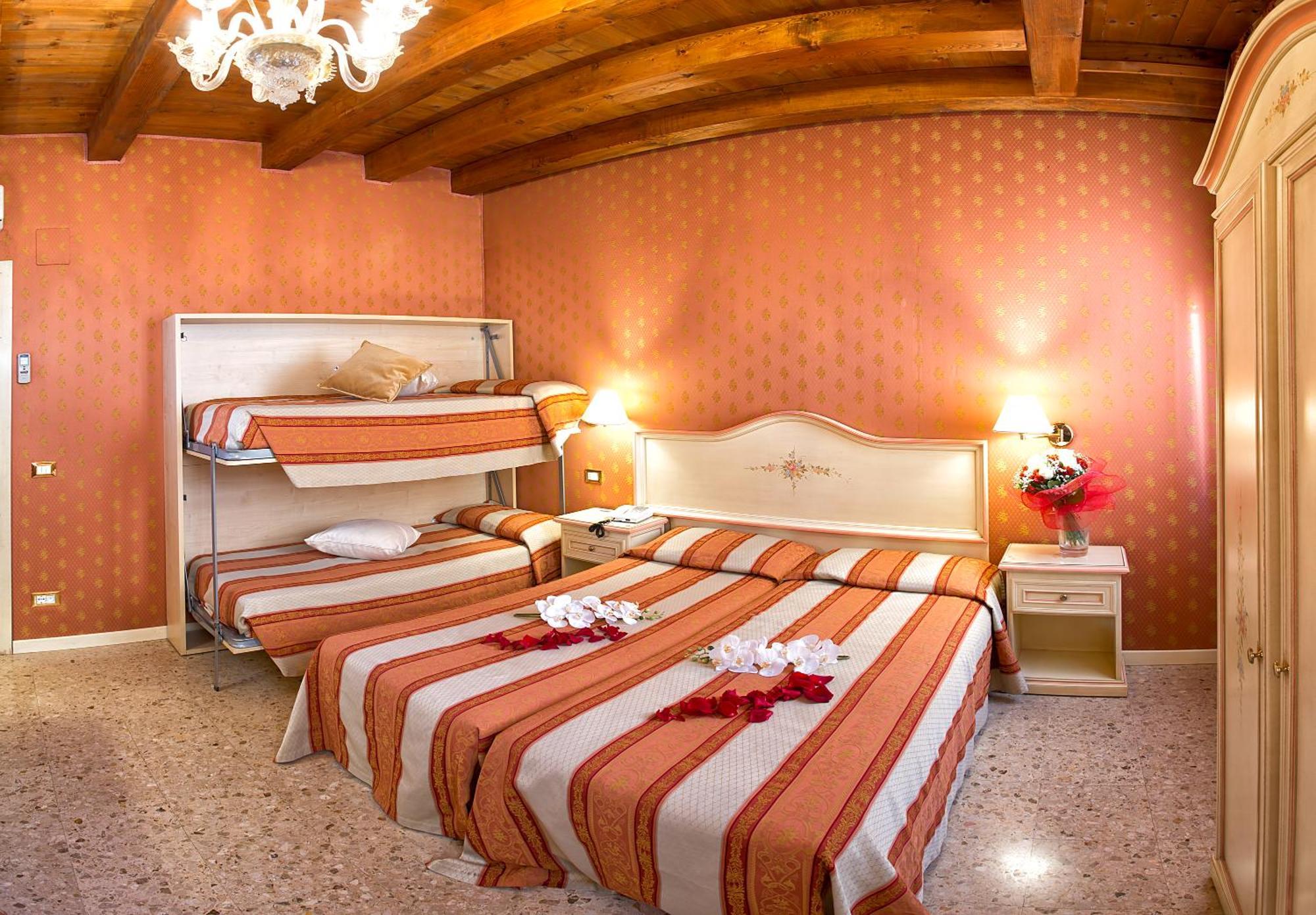 Quadruple Room - Annex