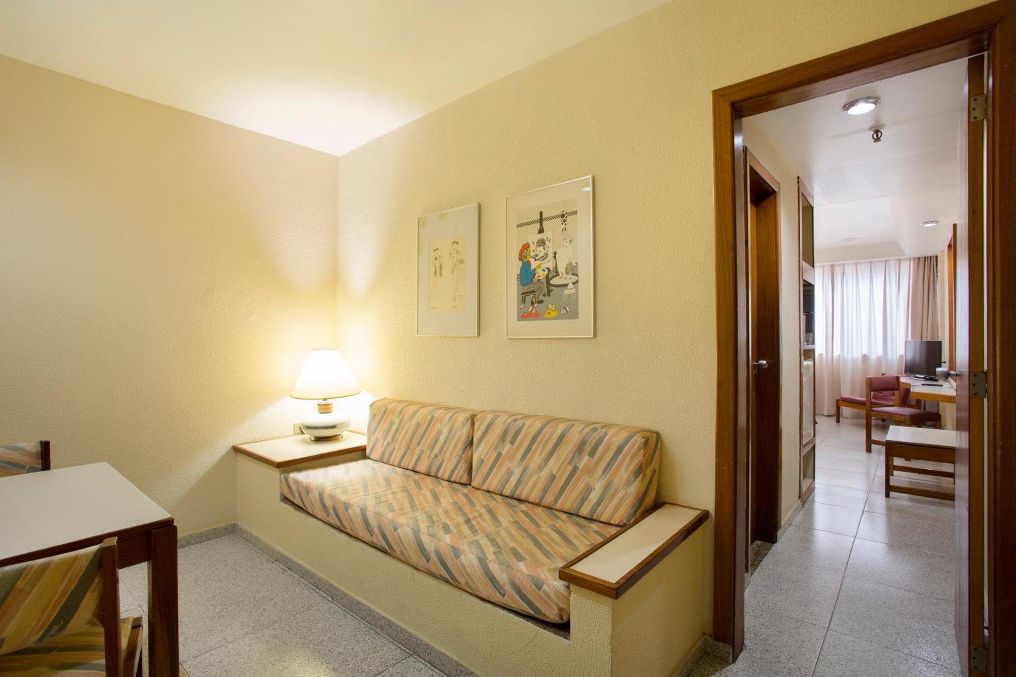 Quarto Deluxe com 2 Camas de Solteiro