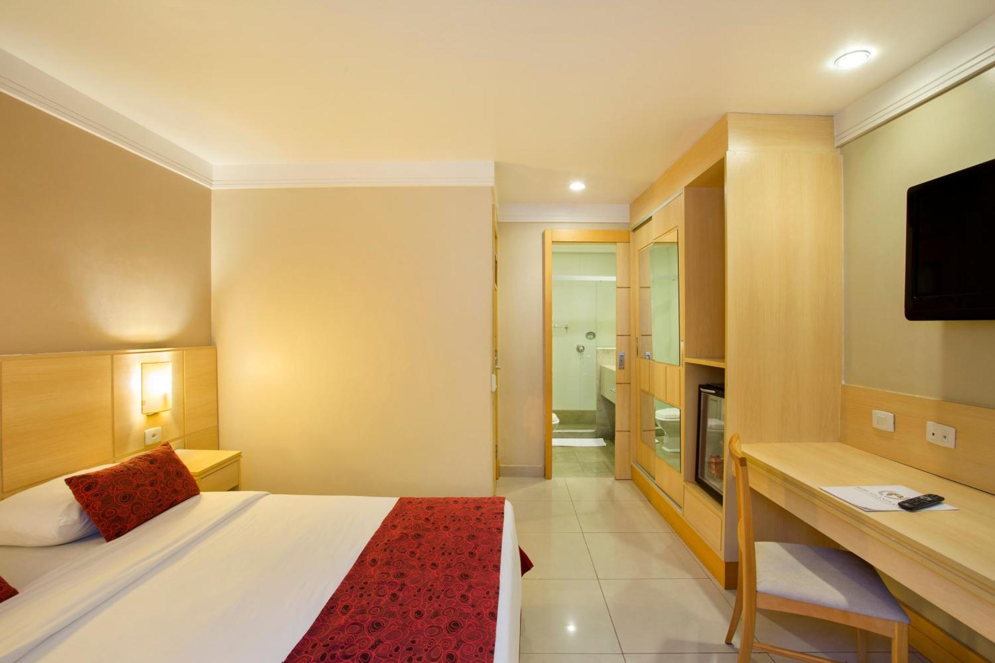 Quarto Duplo Standard
