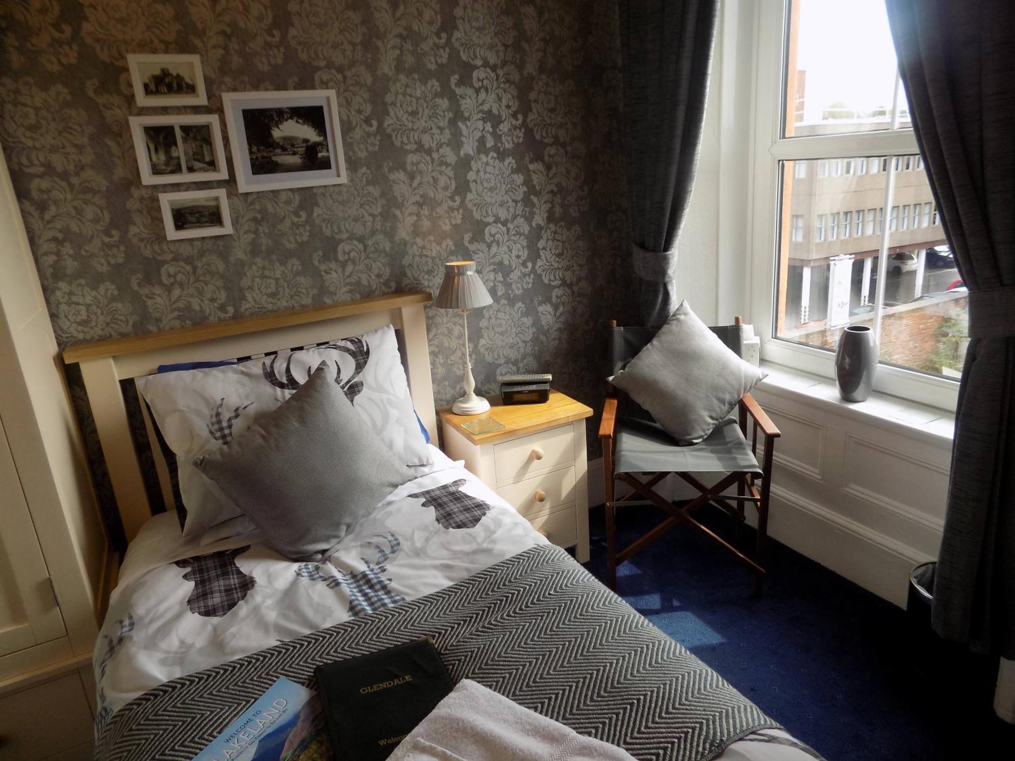 Single Room with Bathroom,325700938:JPEG