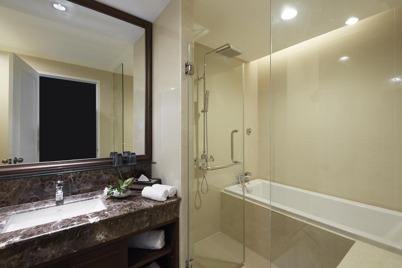 Premier Room