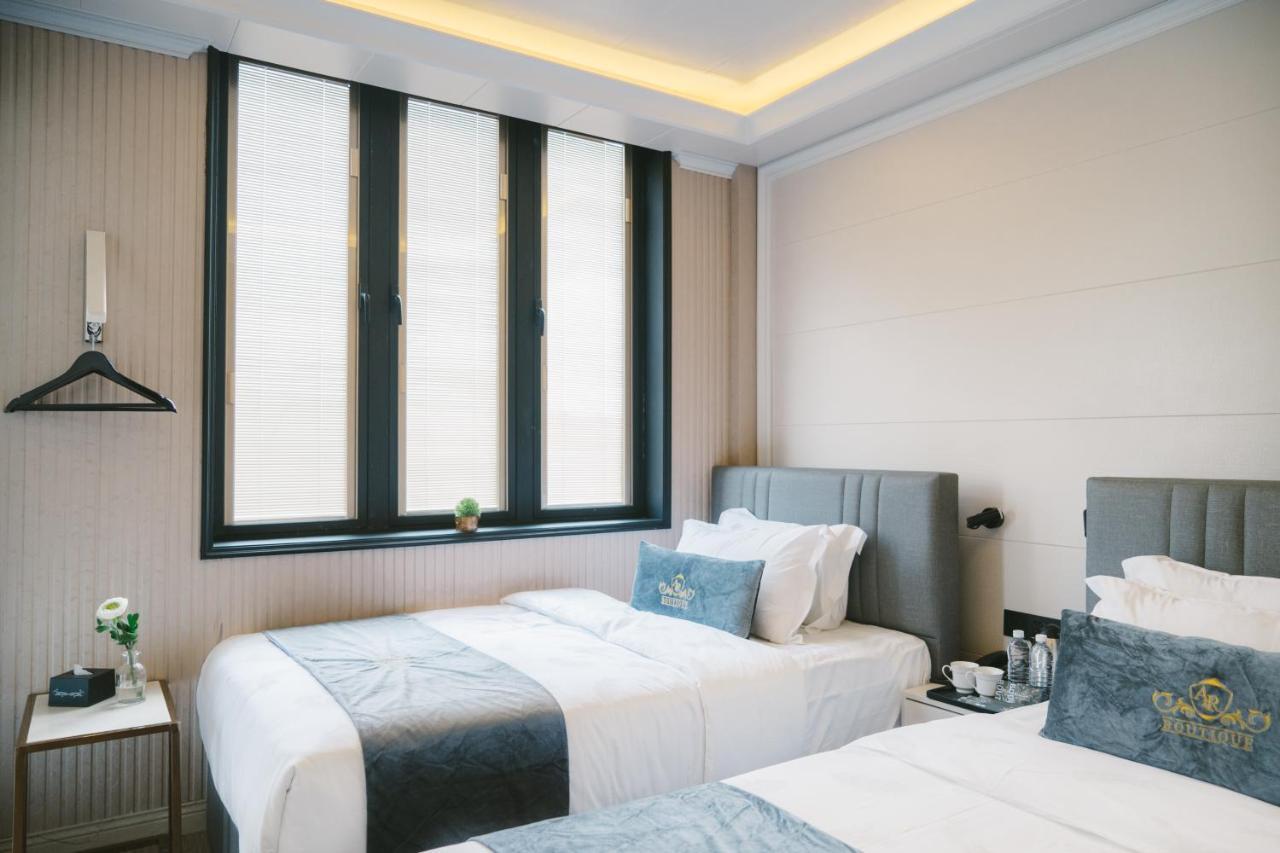 Twin Room with Balcony
