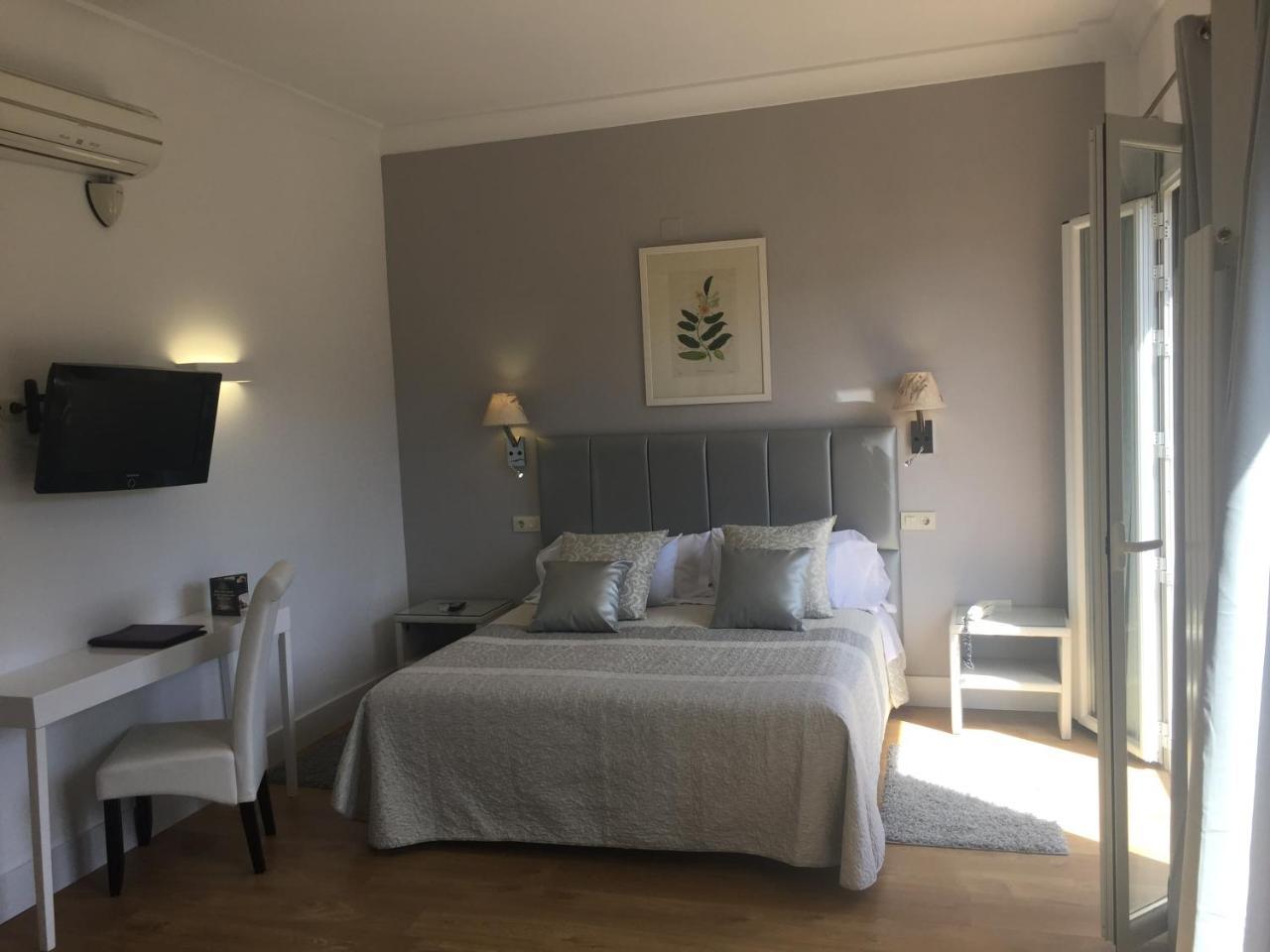 Superior Double Room Mountain View