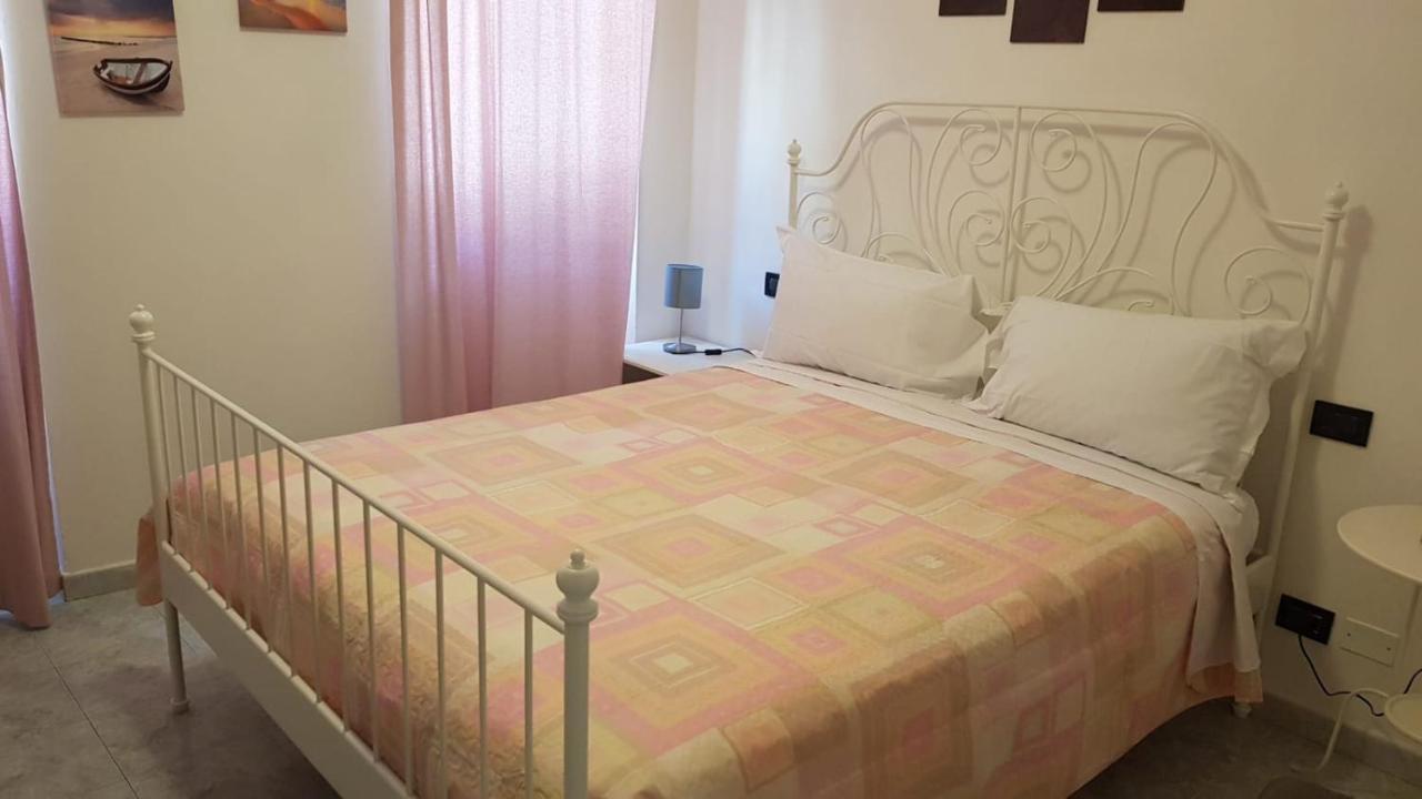Standard King Room,740993560:JPEG