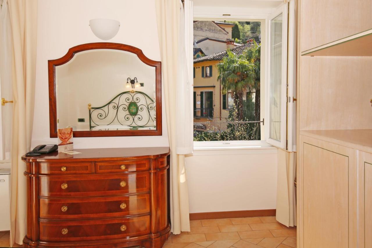 Large Studio,743630488:JPEG