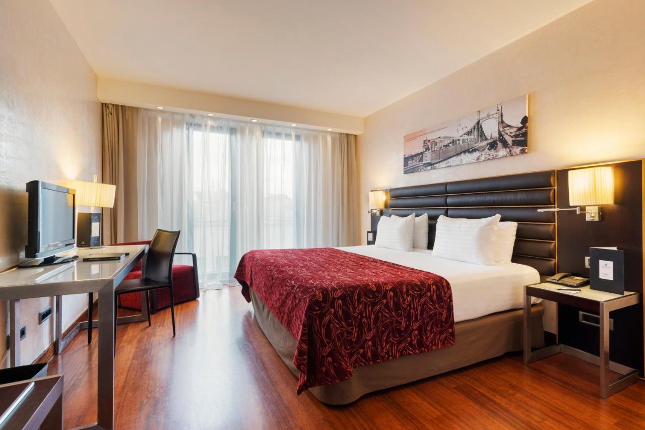 Double or Twin Room,746442944:JPEG