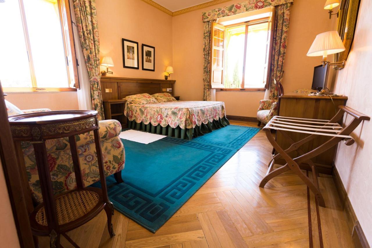 Classic Quadruple Room