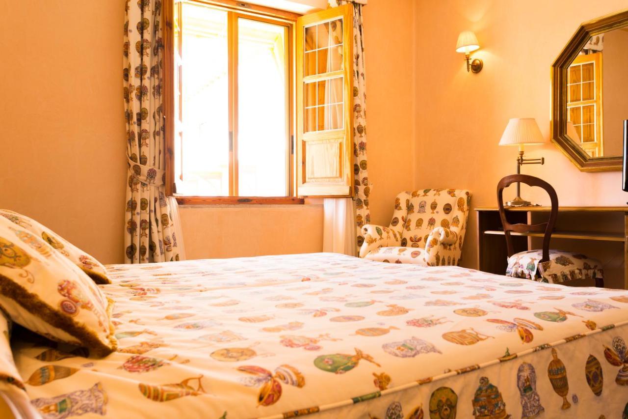 Classic Quadruple Room