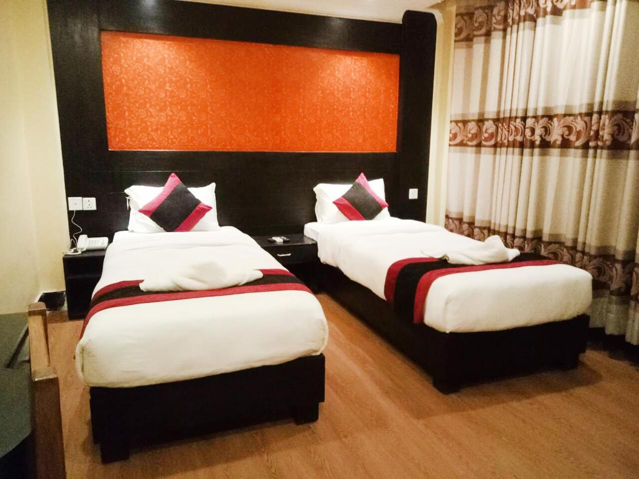 Deluxe Twin Room