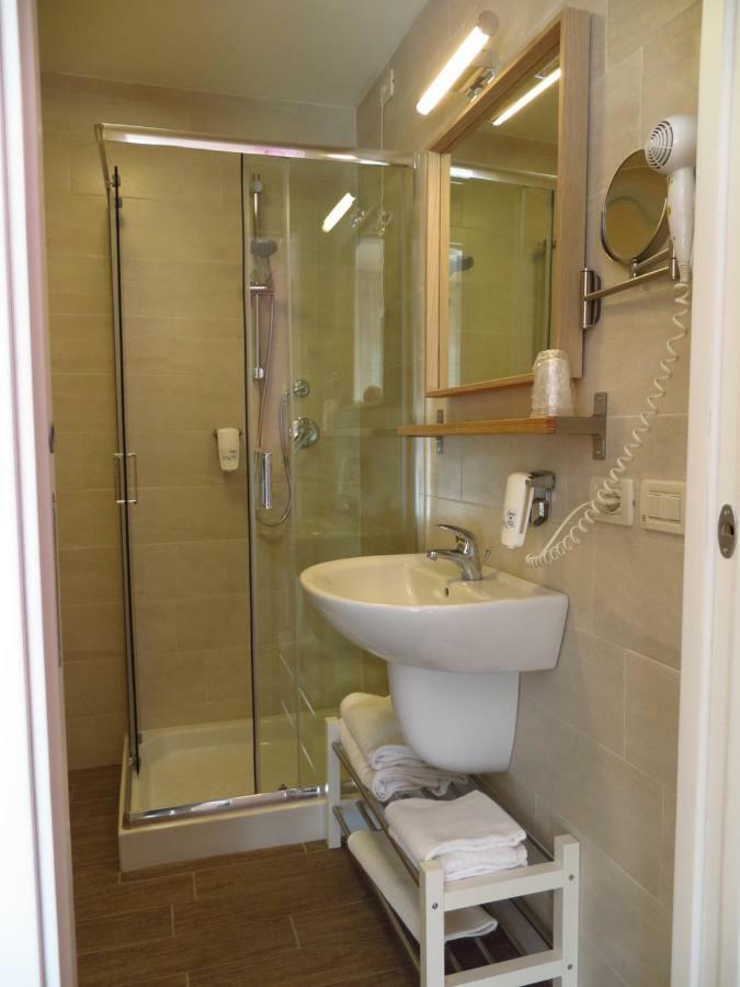 Double or Twin Room,789587244:JPEG