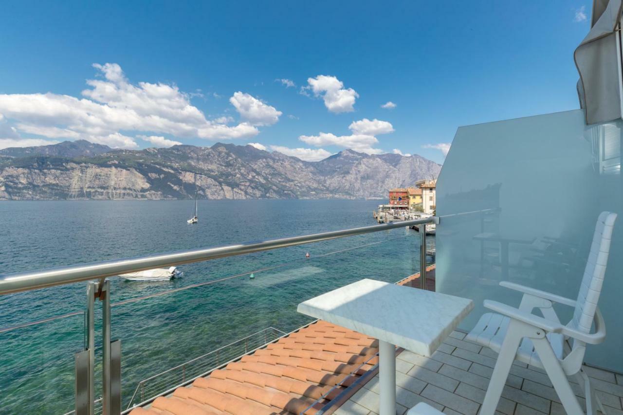 Double or Twin Room Lake View