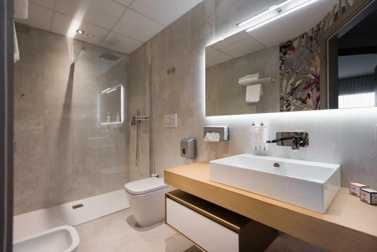 Suite with Garden View