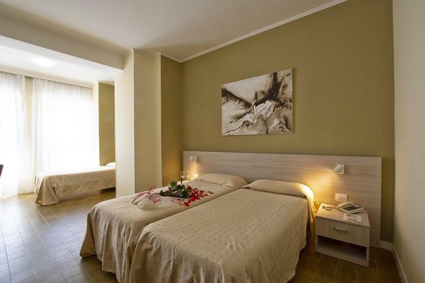 Quadruple Room,799546002:JPEG