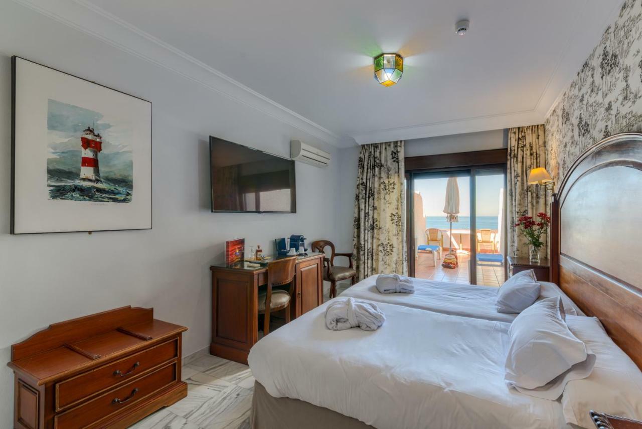 Deluxe Double or Twin Room Sea View
