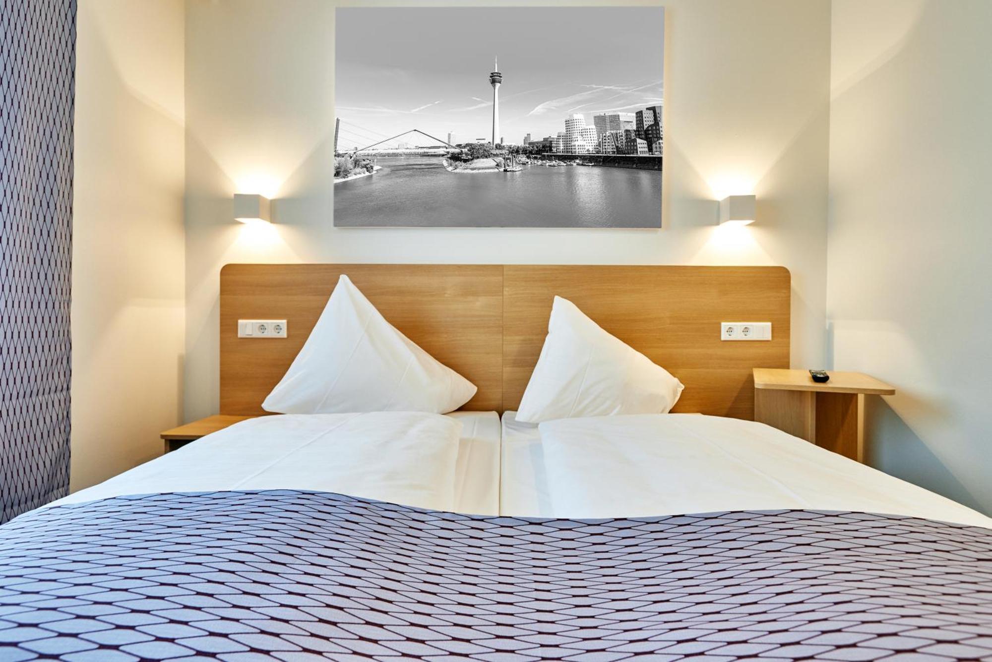 Double Room,825007715:JPEG