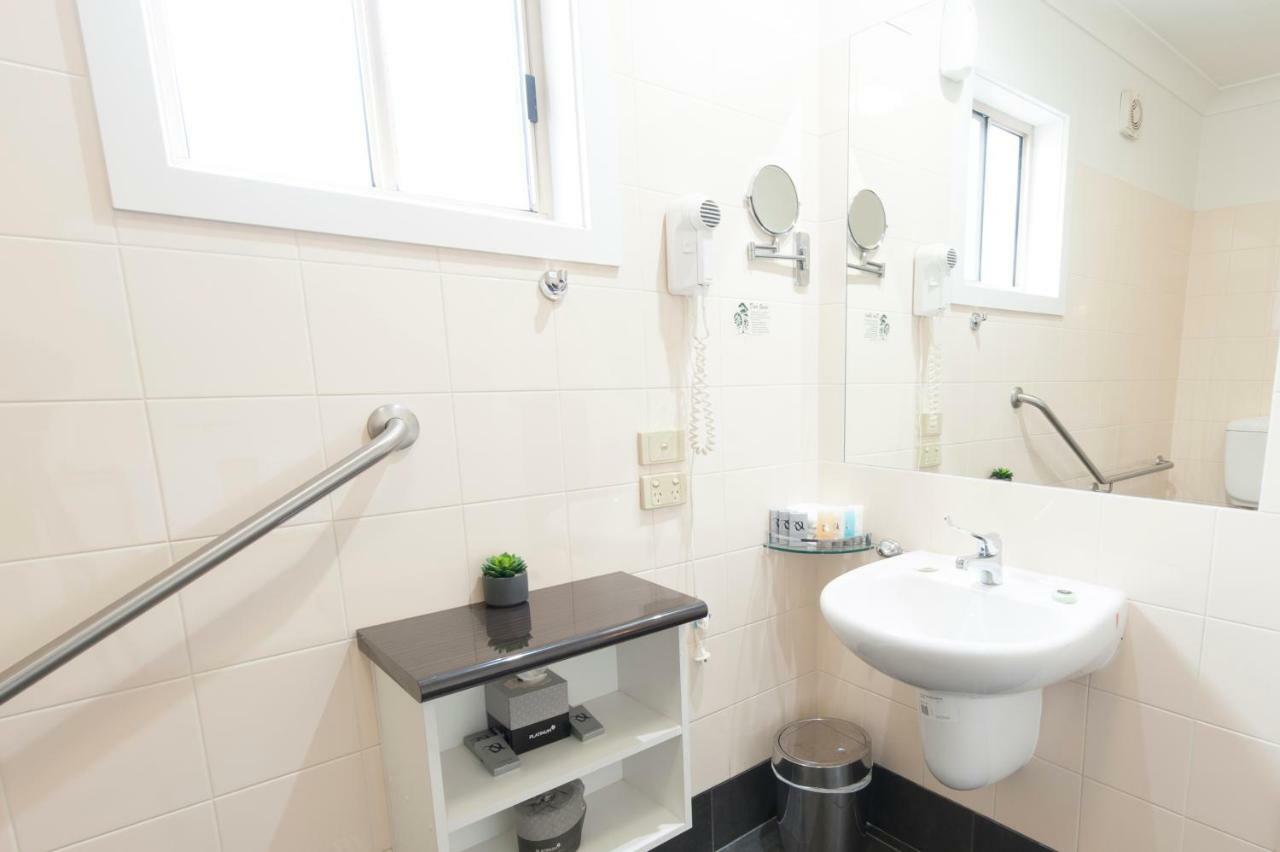 Queen Room - Disability Access