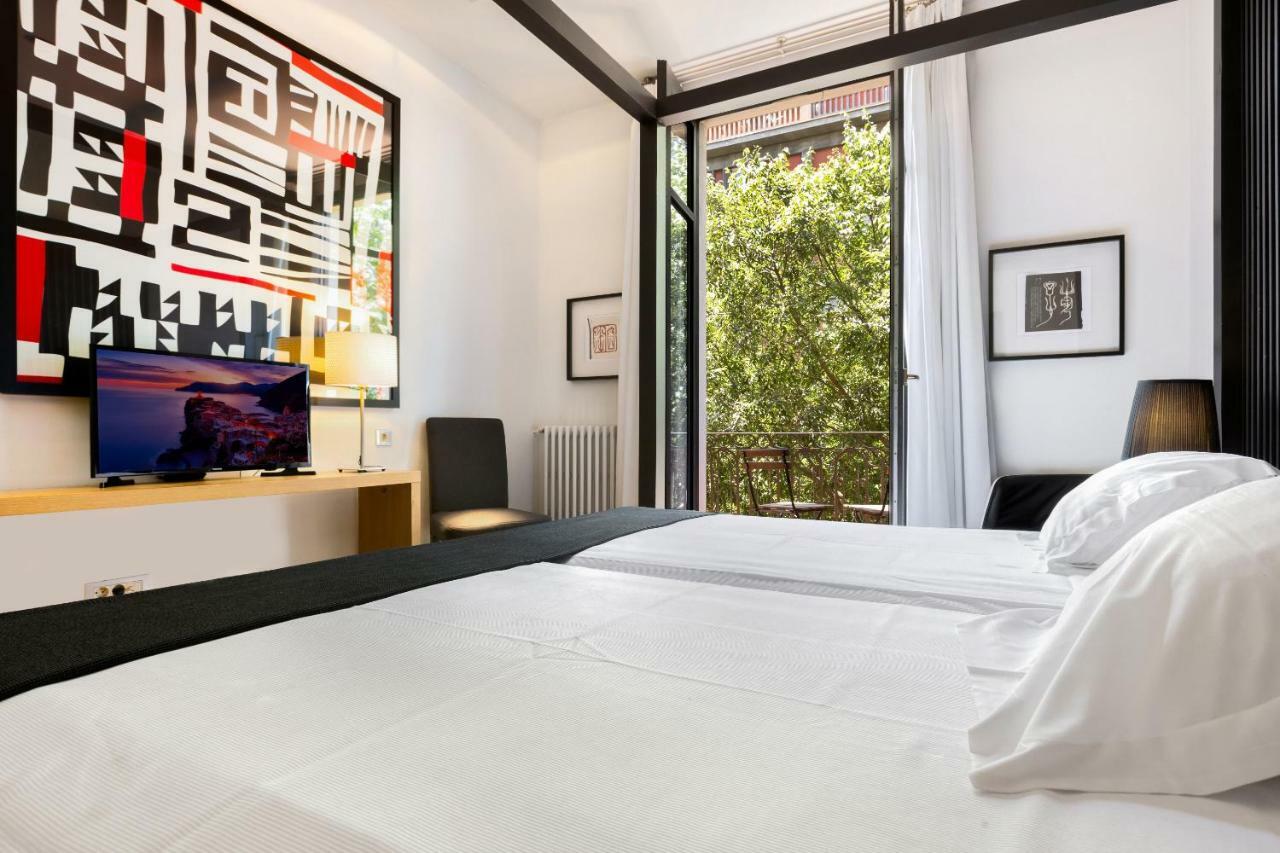 Double or Twin Room Balcony