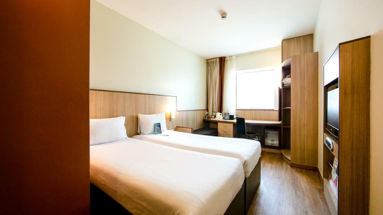 Quarto Standard com 2 Camas de Solteiro