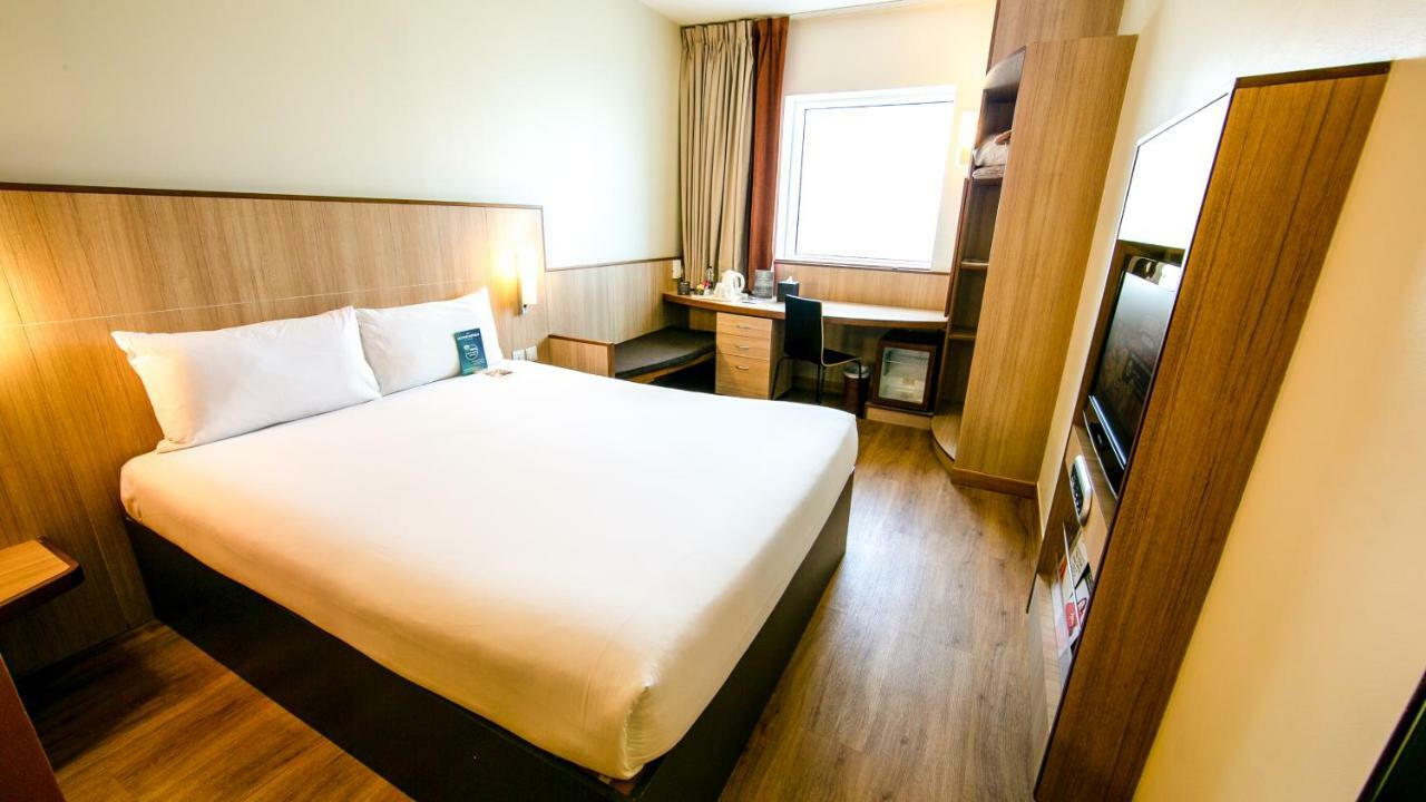 Quarto Duplo Standard