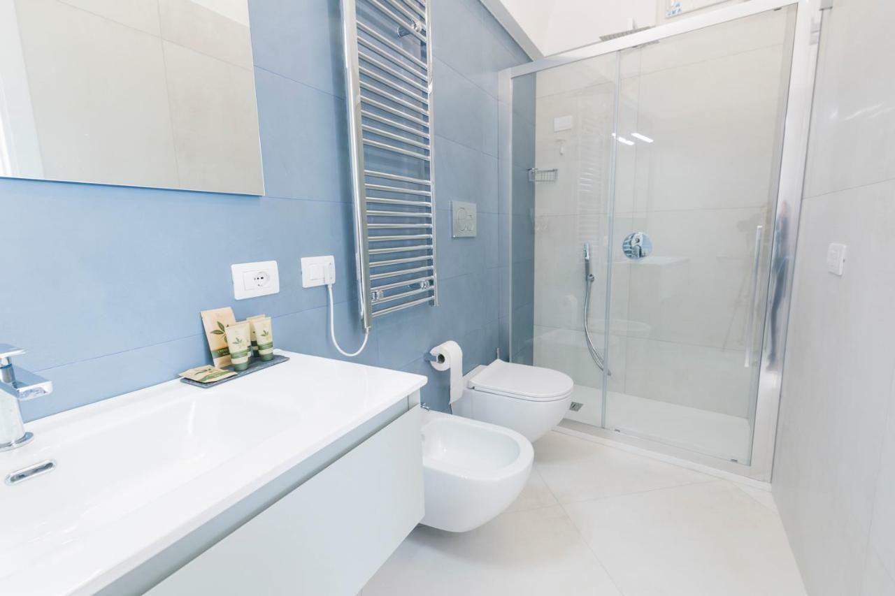 Deluxe Double Room,875265983:JPEG