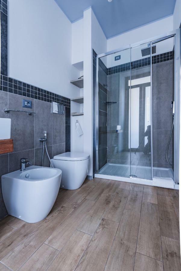 Double or Twin Room Private Bathroom,877407581:JPEG